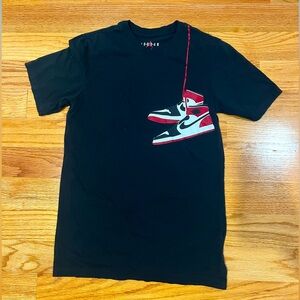 Air Jordan Sneaker tee - Mens Small